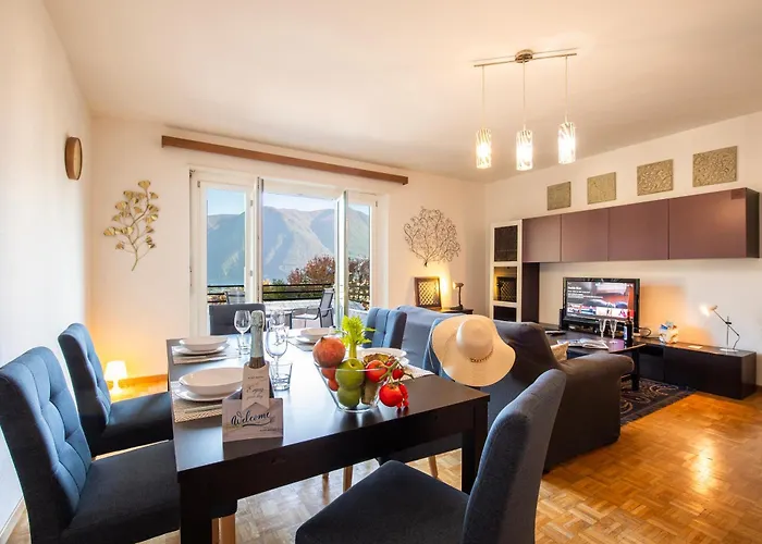 Santiago Home - Happy Rentals